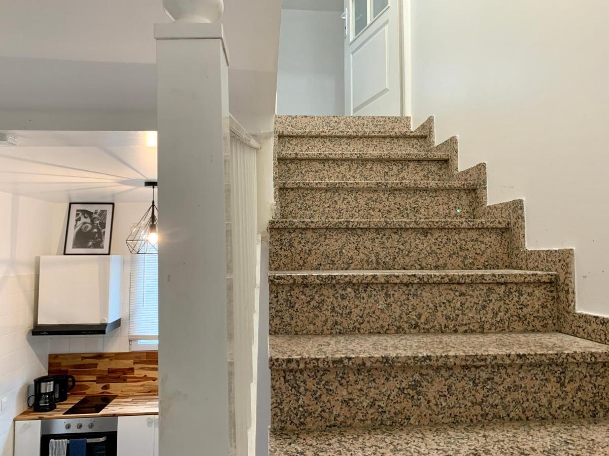 Agreable Maison Avec Parking Gratuit Sur Place. Saint-Denis  Exterior foto