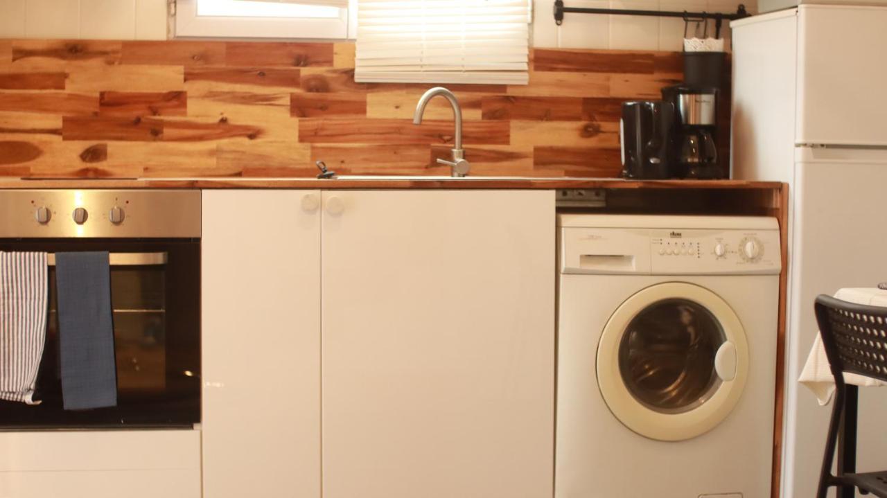 Agreable Maison Avec Parking Gratuit Sur Place. Saint-Denis  Exterior foto