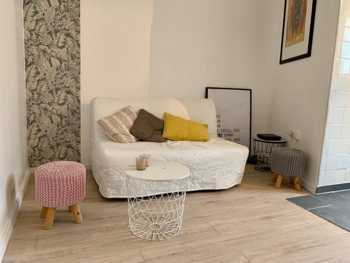 Agreable Maison Avec Parking Gratuit Sur Place. Saint-Denis  Exterior foto