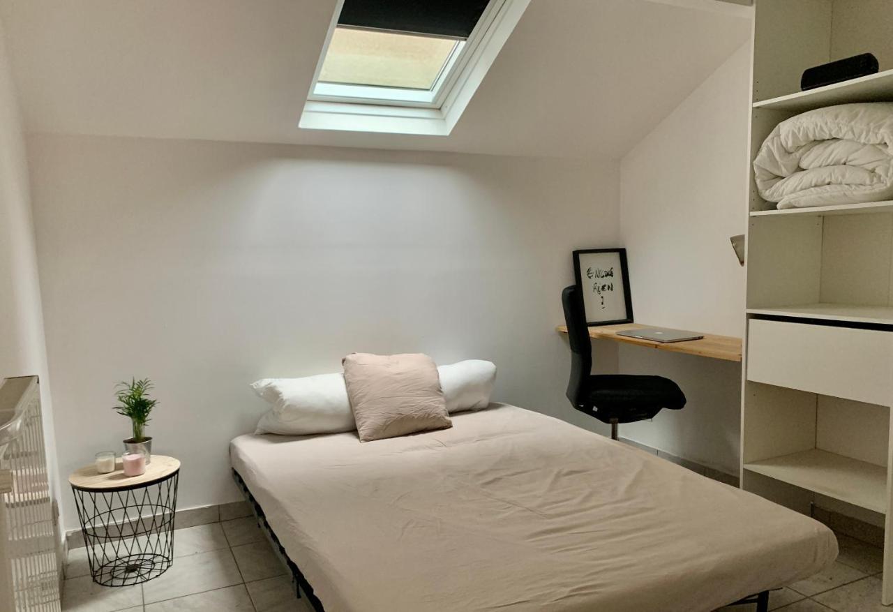 Agreable Maison Avec Parking Gratuit Sur Place. Saint-Denis  Exterior foto